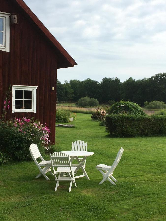 Liten Stuga Mitt I Naturen Pa Kinnekulle Hällekis Dış mekan fotoğraf
