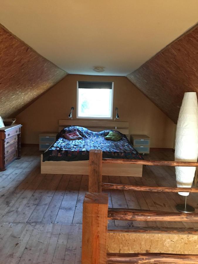 Liten Stuga Mitt I Naturen Pa Kinnekulle Hällekis Dış mekan fotoğraf